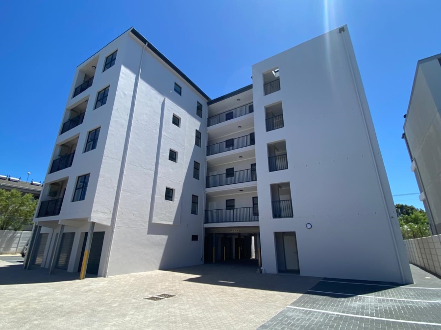 1 Bedroom Property for Sale in Table View Western Cape